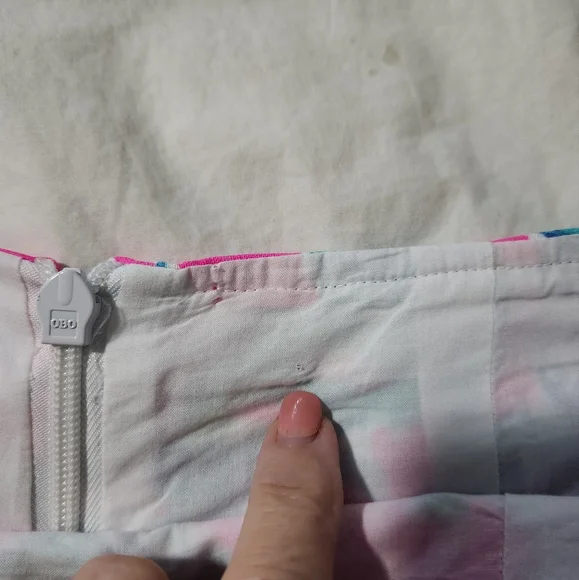 lilly pulitzer skirt Lobsters In Love Print Lined READ SIZE 4 - Picture 8 of 8